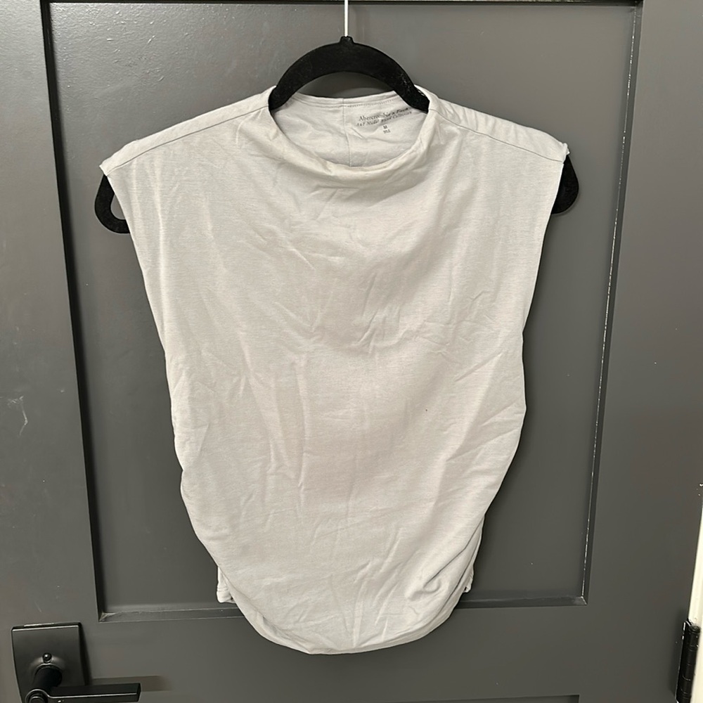 Abercrombie gray A&F Paloma Top